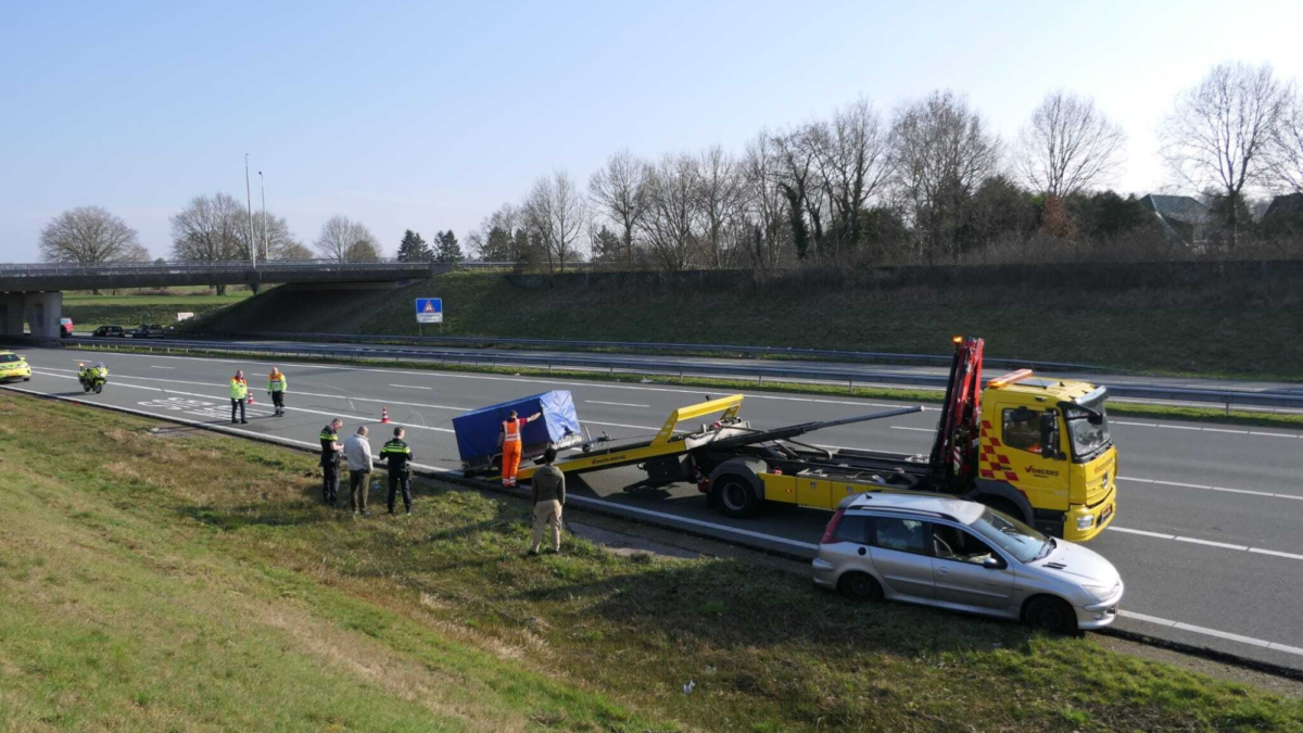 20260304 aanhanger los Enschede News United Dennis Bakker2