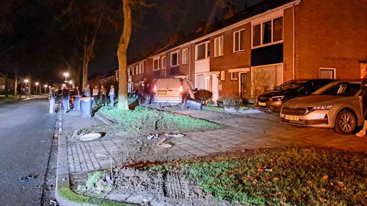 20260314 ongeluk Enschede News United Dennis Bakker 2