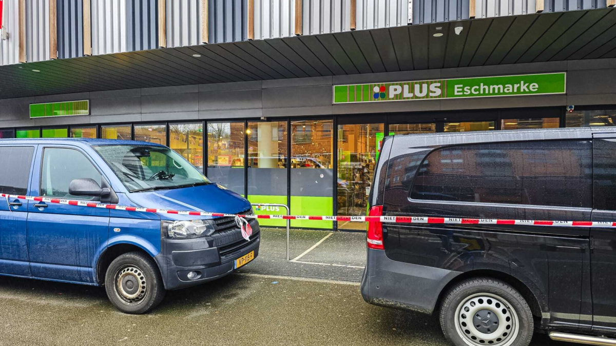 20260317 politieonderzoek supermarkt Enschede News United Dennis Bakker 2