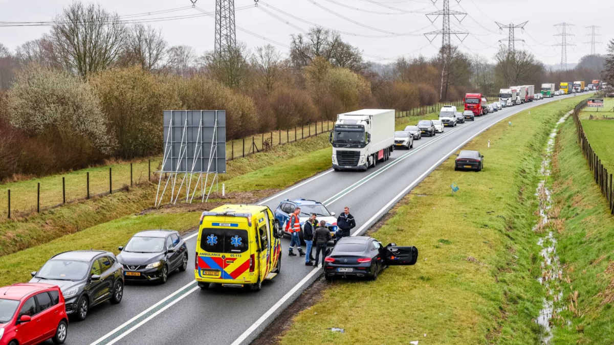 20260317 ongeluk N35 Enschede News United Dennis Bakker