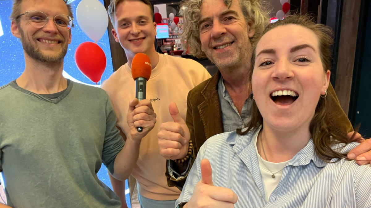 20260318 GV Enschede Stadhuis aankomst