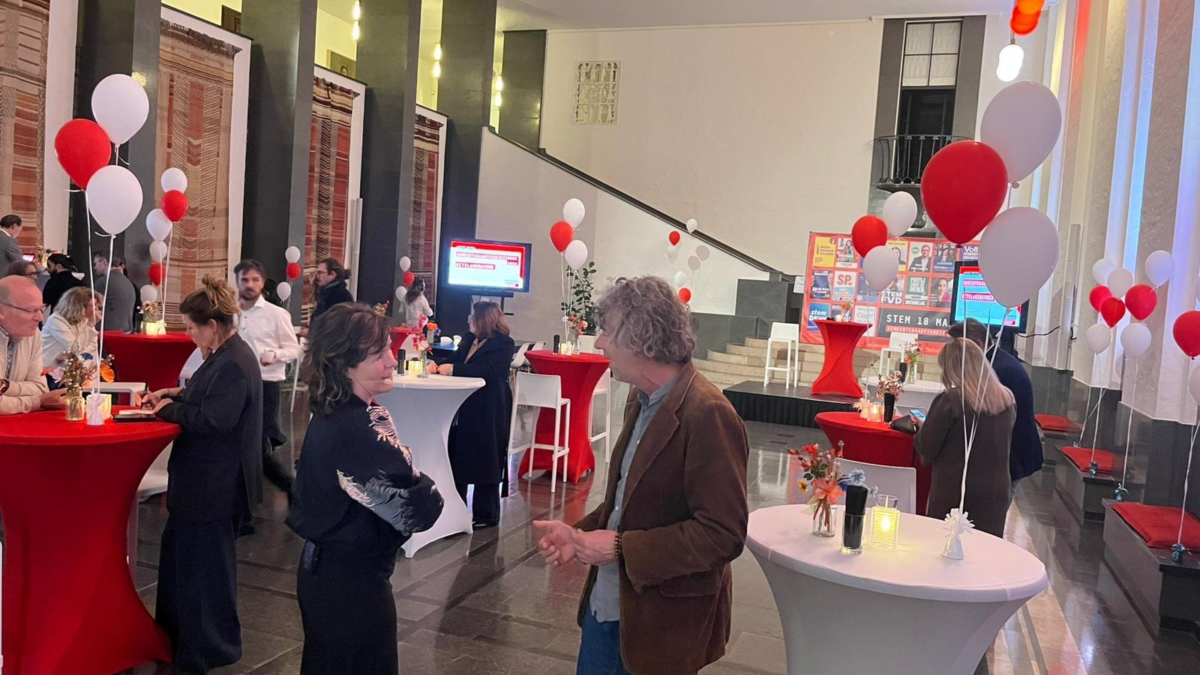 20260318 GV Enschede Stadhuis burgerzaal