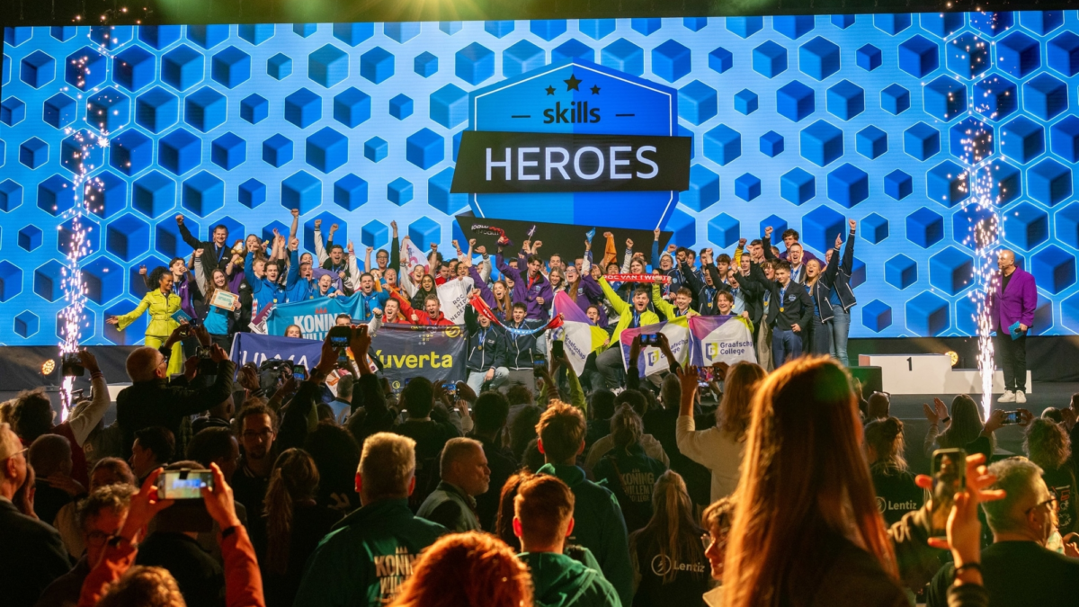 260320 skills the finals FB 6966 1 X5 uitreiking teamfoto