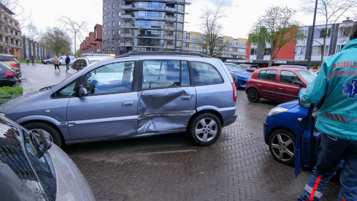 20260331 ongeluk parkeerplaats Enschede News United Dennis Bakker2