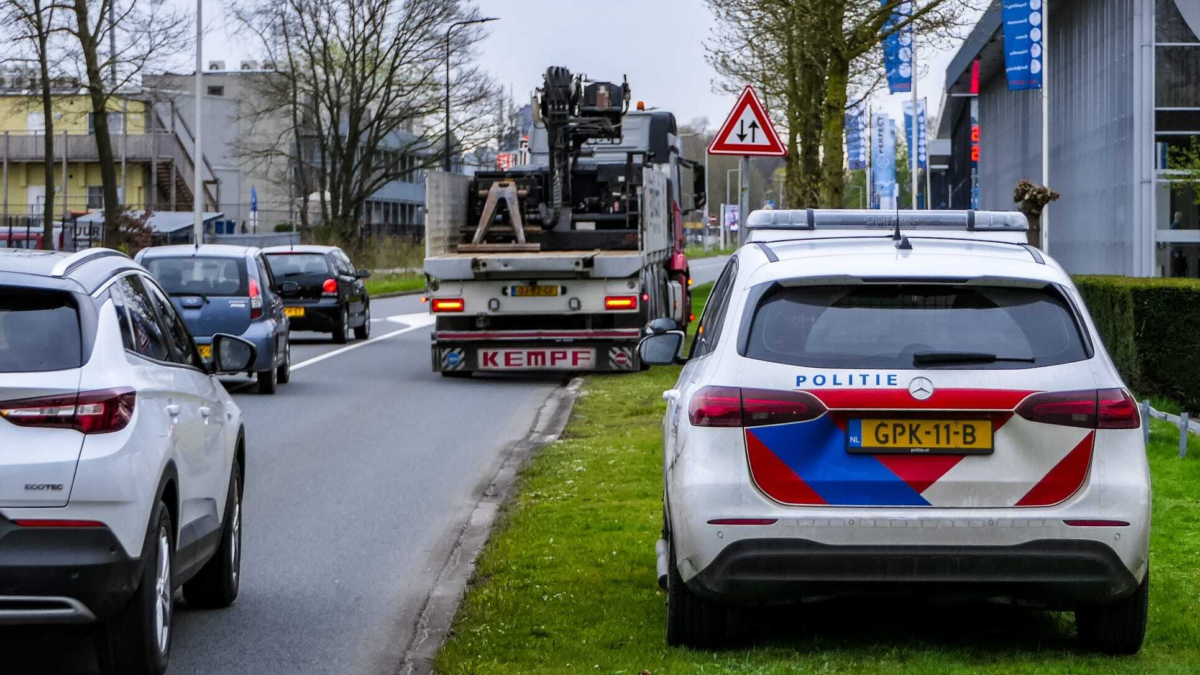 20260402 Ongeval Westerval Parkweg fietser Enschede (1)
