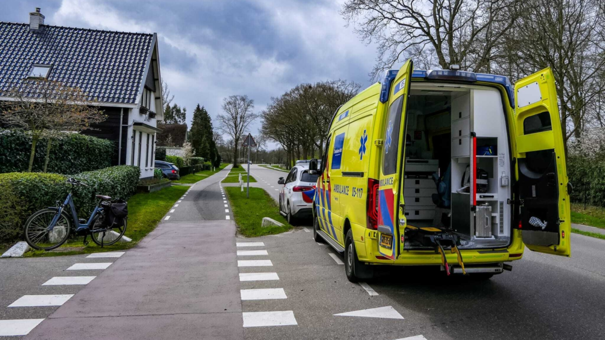 20260504 aanrijding haaksbergerstraat Twee fietsers