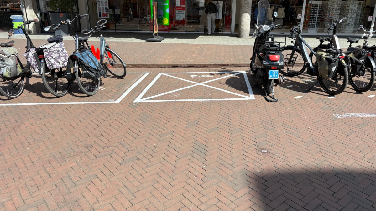 260410 fietsvakken hema