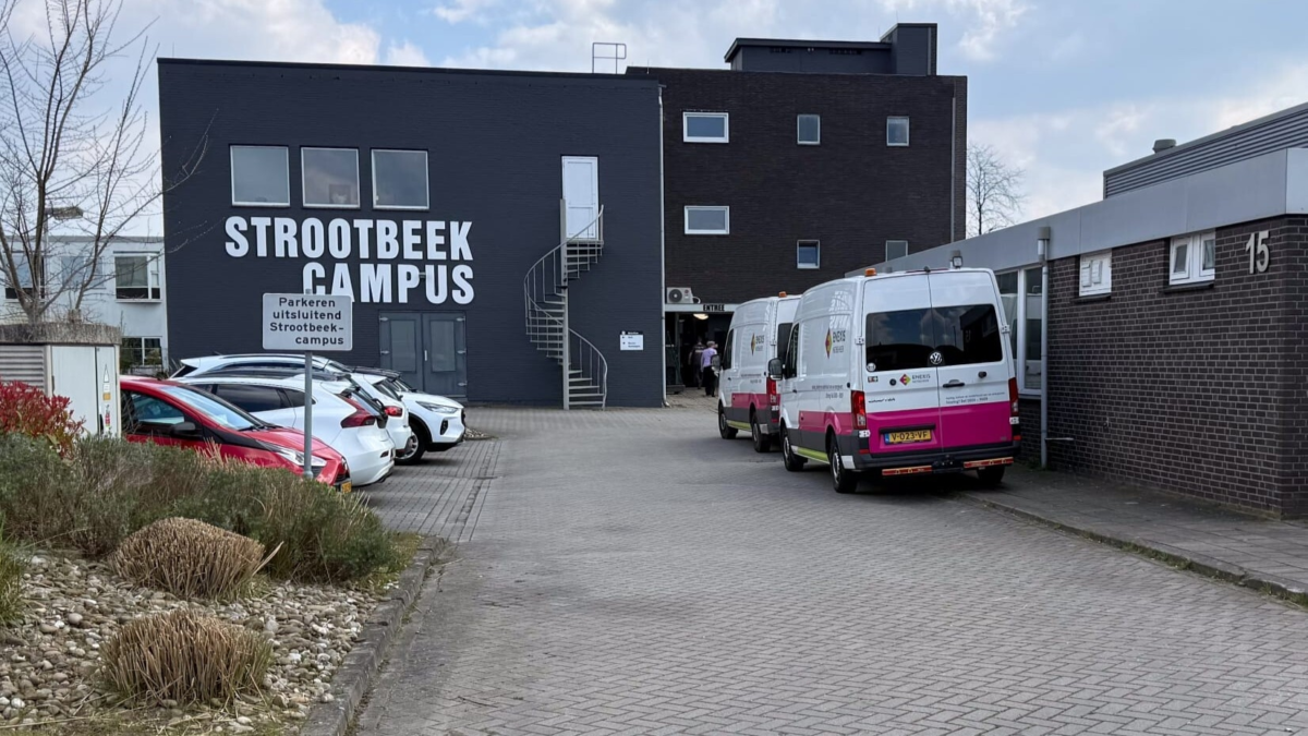 260414 hennepkwekerij