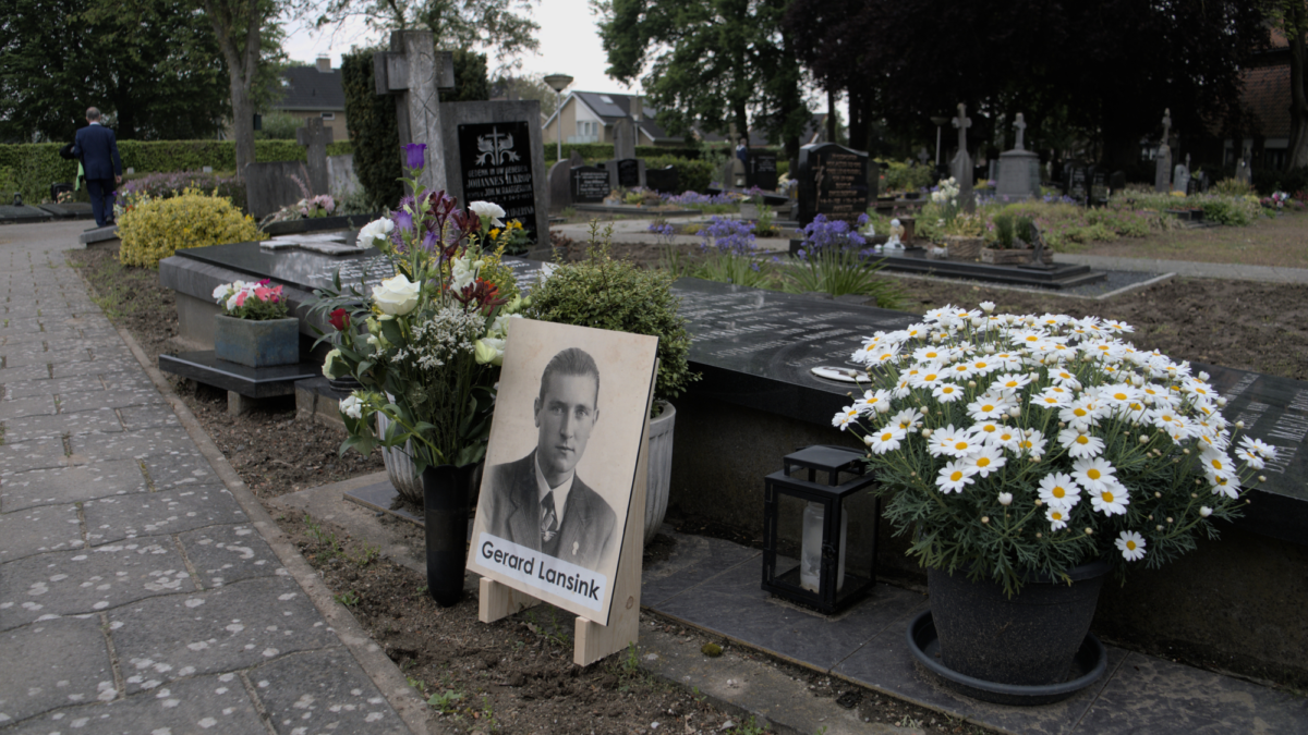 Gerard Lansink, Rossumse Soldaat