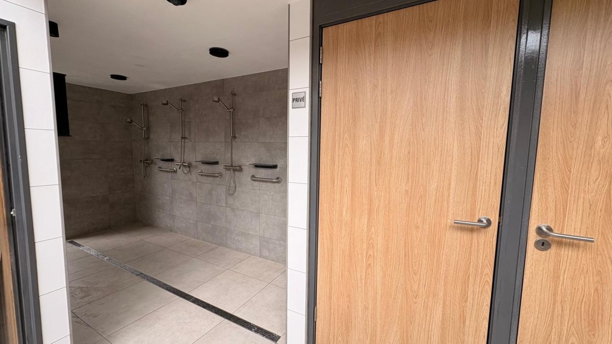 Sanitairgebouw Ostana