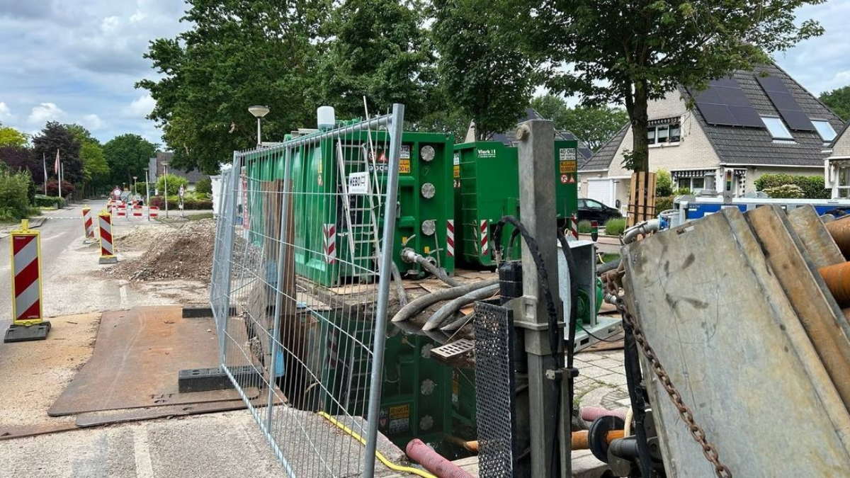Werkzaamheden stil na blow out Enschede foto RTV Oost
