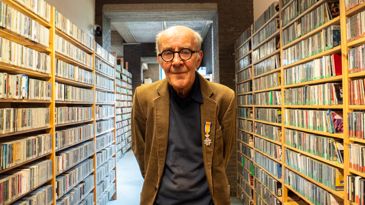 Ed Tervooren koninklijke onderscheiding muziekbank Enschede 2