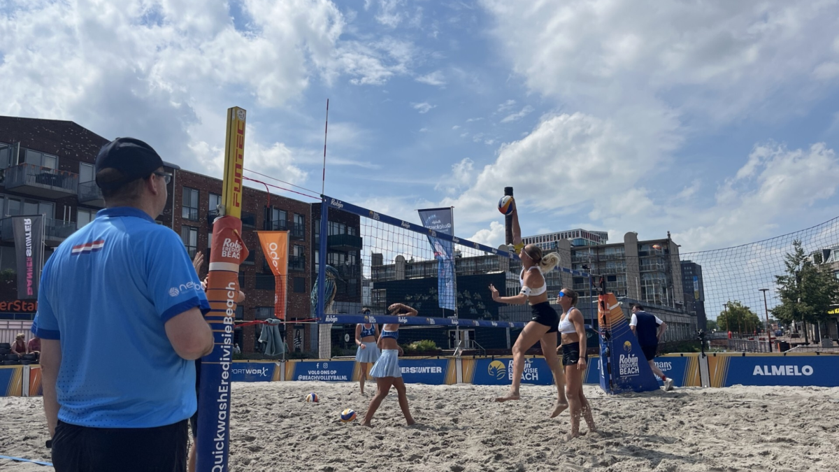 Dames in actie halve finales