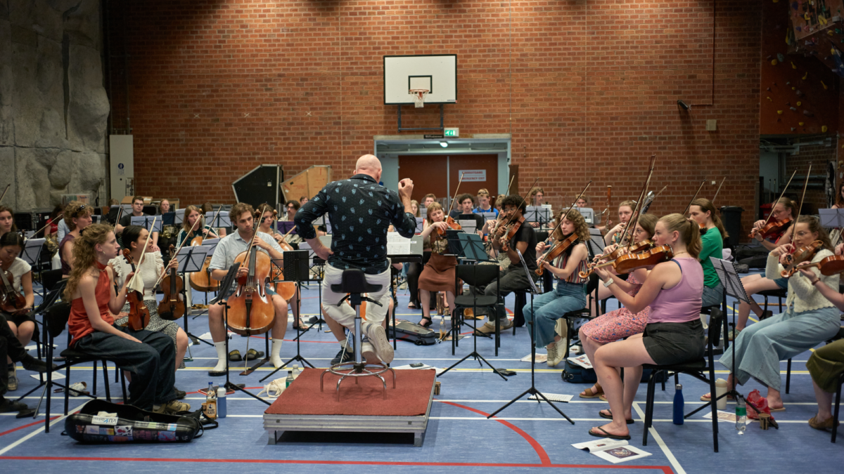 VU-orkest - Arjan Tien - dirigent - repetitie - orkest - symfonie-orkest