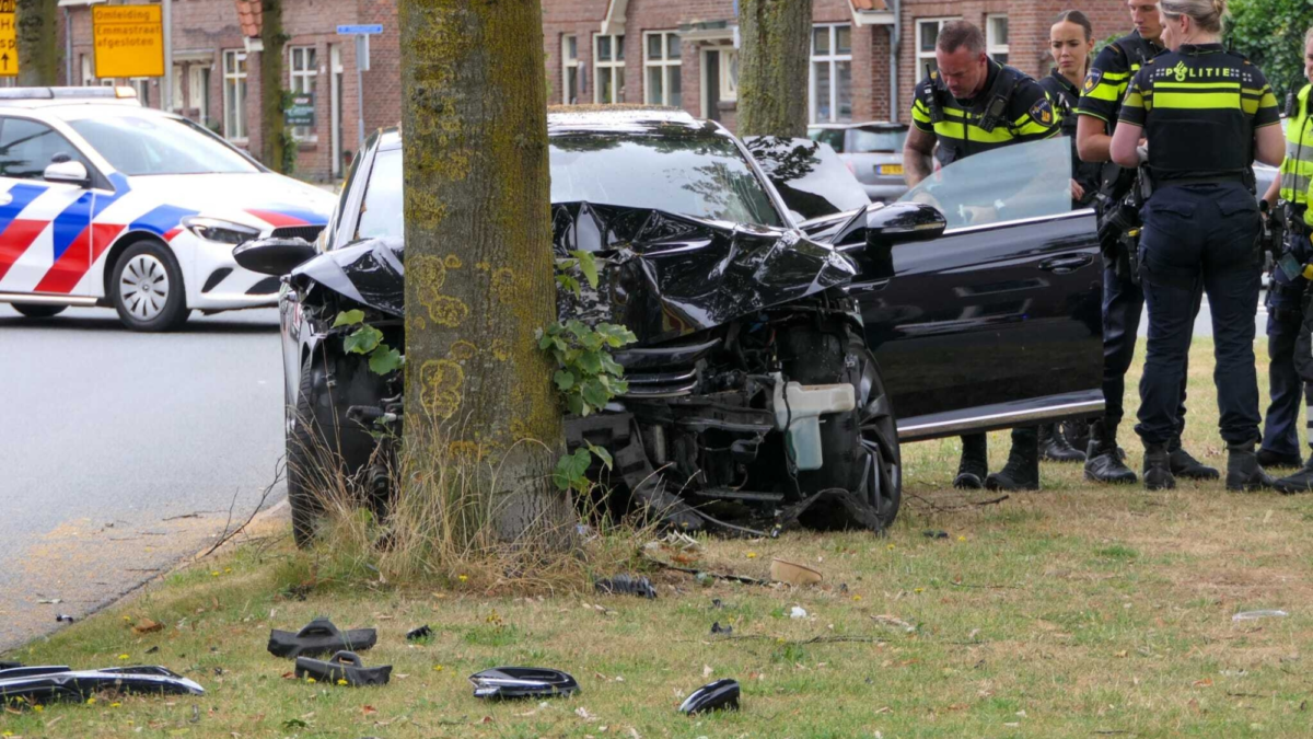 20260709 auto tegen boom Enschede News United Dennis Bakker
