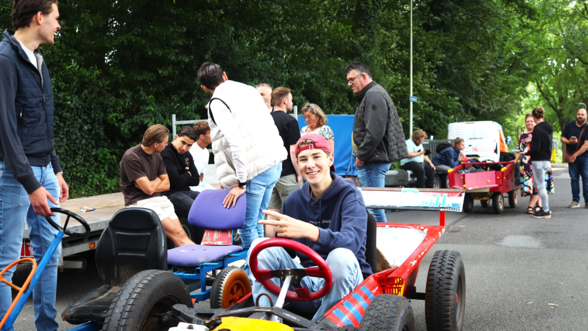 Zeepkistenrace voor de start