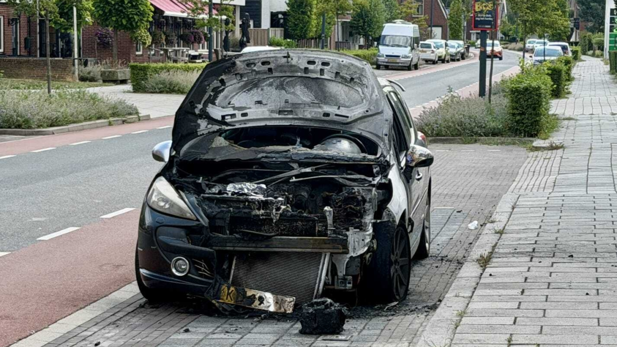 Wierden autobrand