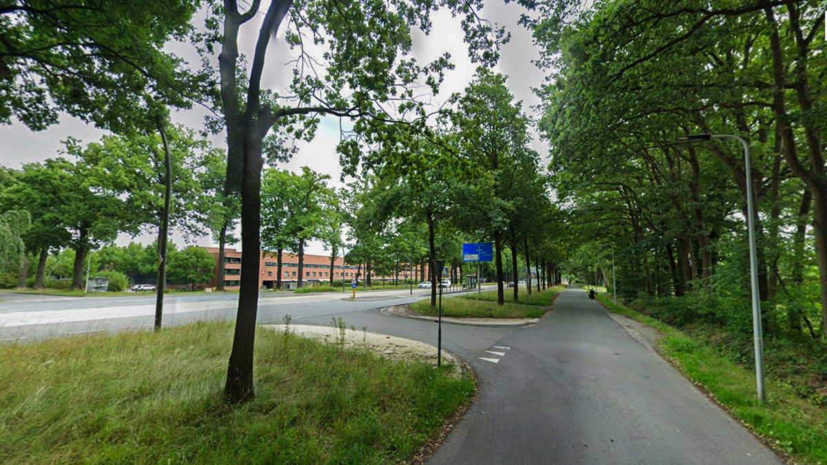 Zuidelijke parallelweg gronausestraat fietspad