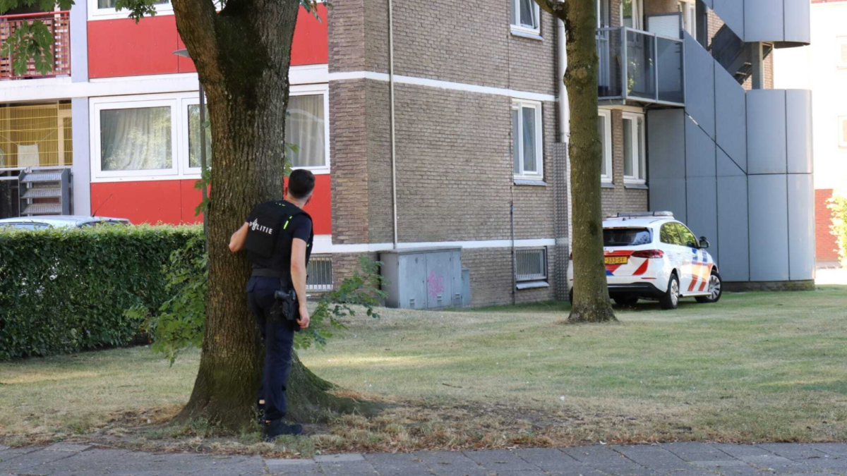 20260813 politieactie Enschede News United Dennis Bakker 1