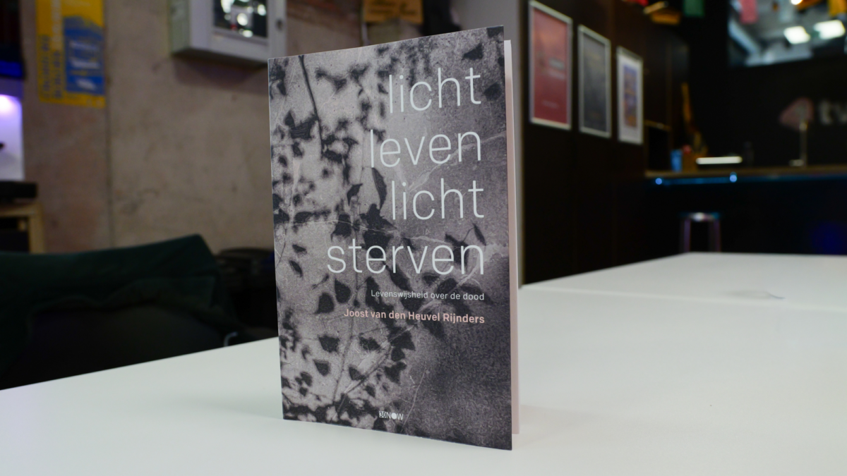Joost van den Heuvel Rijnders boek licht leven licht sterven