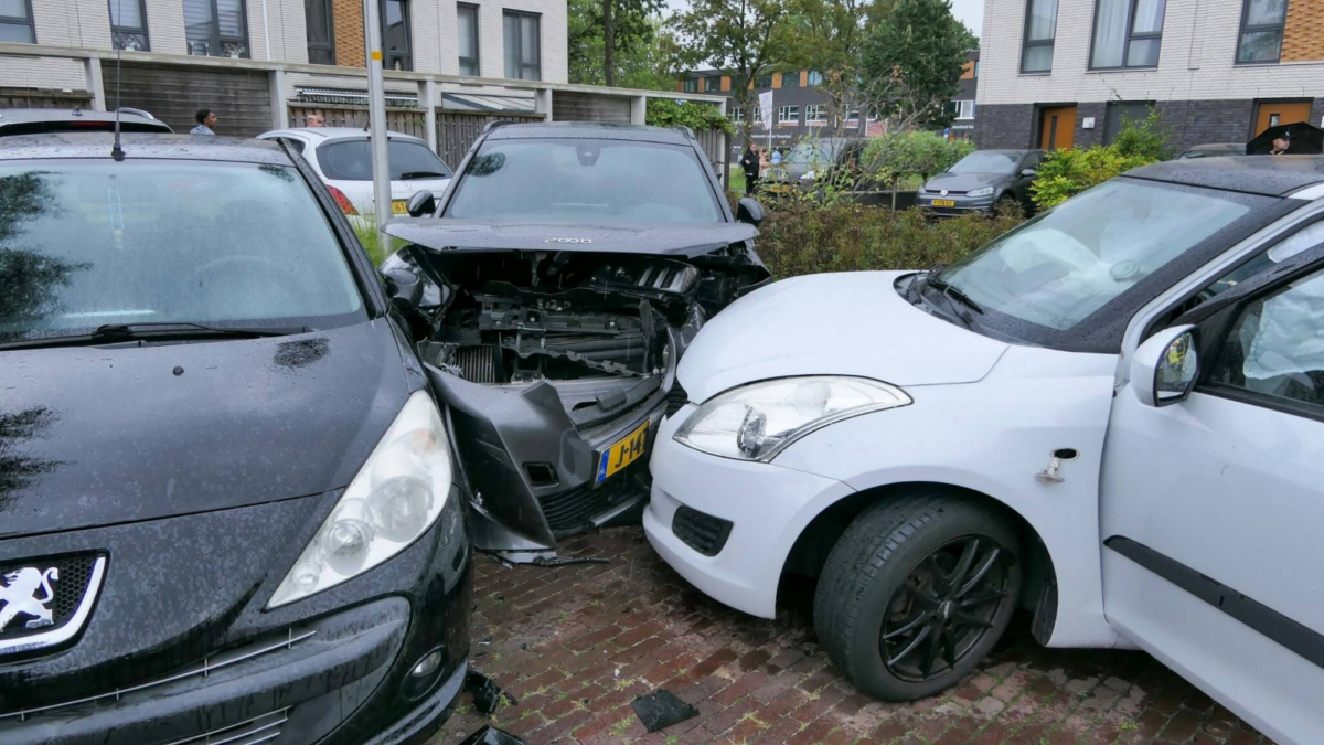 botsing - auto's - schade