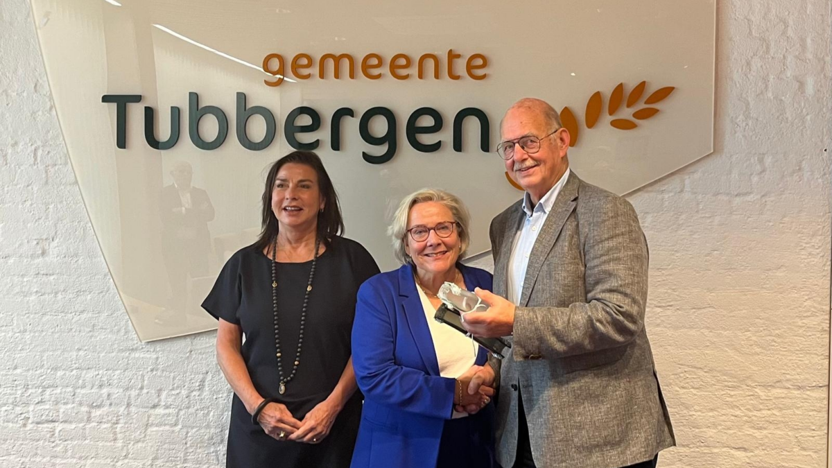 Glasrijk jubileumkunstwerk