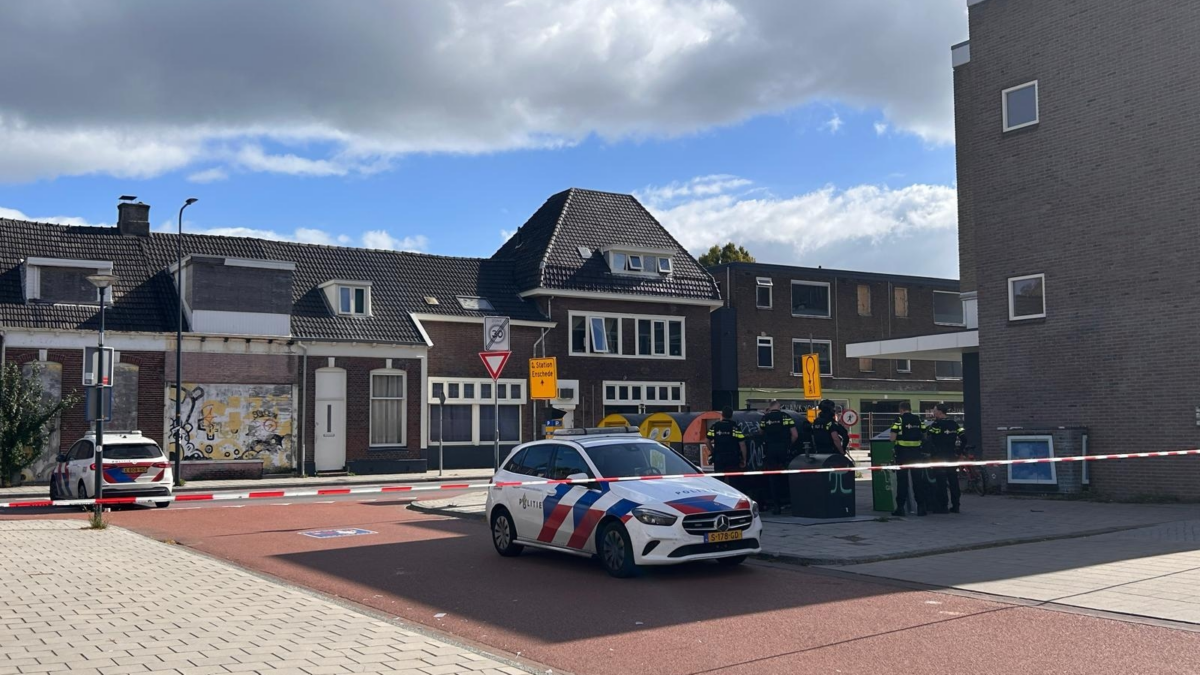 20260922 politieactie Enschede 1 Twente Henk ten Harkel 2