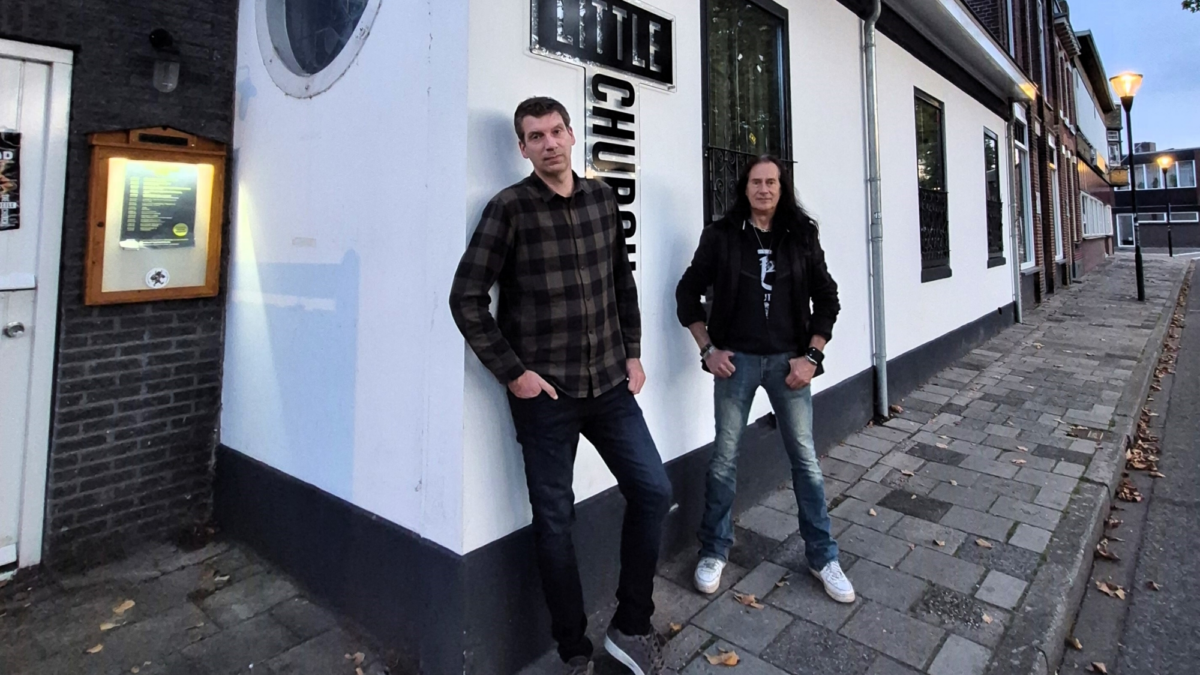 Robert Kremer en Jean Hofman bij The Little Church in Almelo