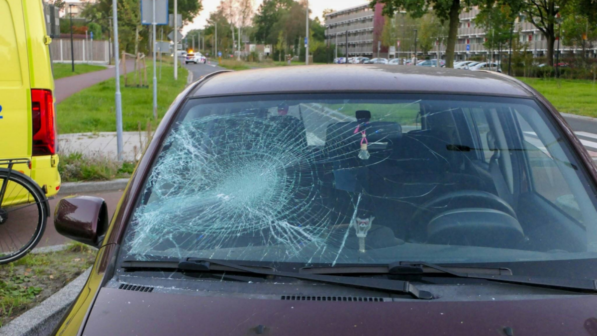 20261005 botsing rotonde enschede Knalhutteweg Broekheurne Ring en Zuid Esmarkerrondweg 02