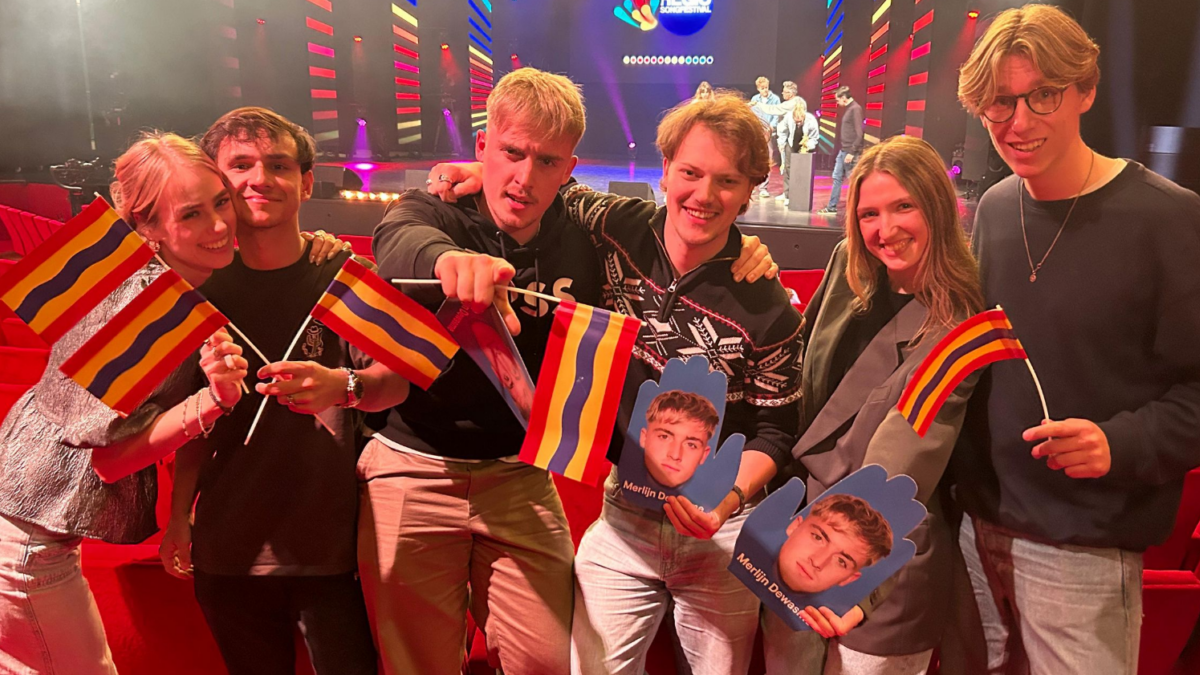 Merlijn Dewasme bij het Regio Songfestival RTV Oost