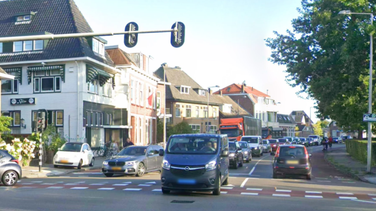 Oldenzaalsestraat vrachtwagens vrachtverkeer googlemaps
