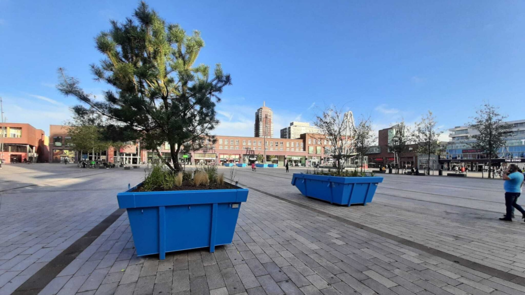20230925 Blauwe Containers Van Heekplein pocketparkje Wilco Louwes