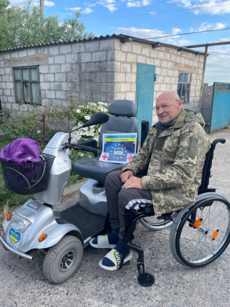 Oekraïne - hulpgoederen - rolstoel - rollator