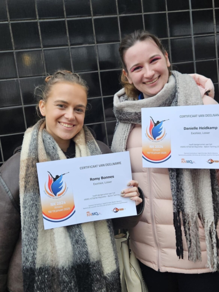 Romy en Danielle op het NK in Almere