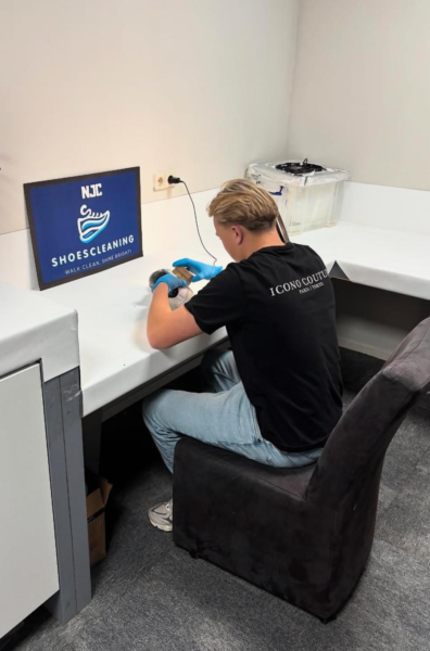 NJC Shoescleaning Job