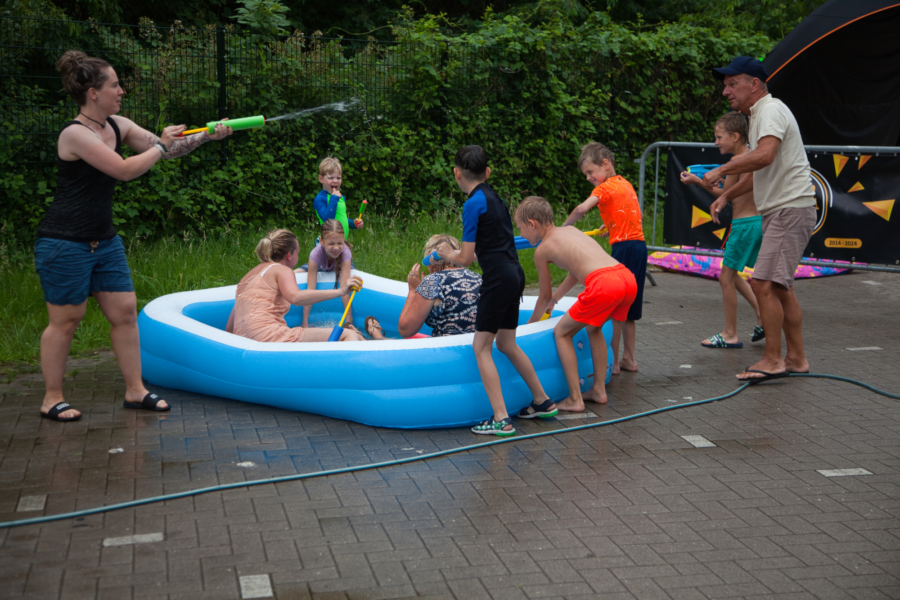 250622 Hengelo helemaal nat 14