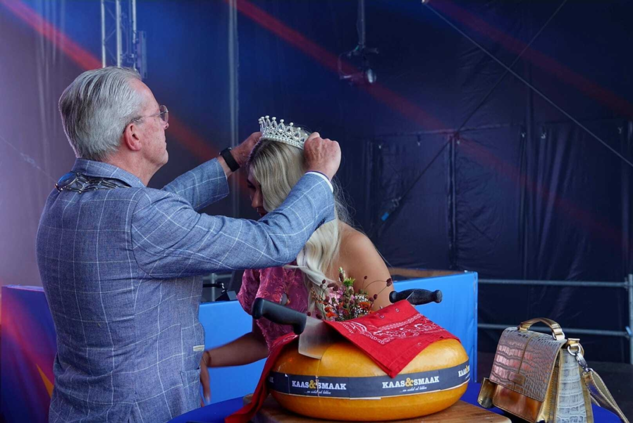 WIEZO kaaskoningin kroon