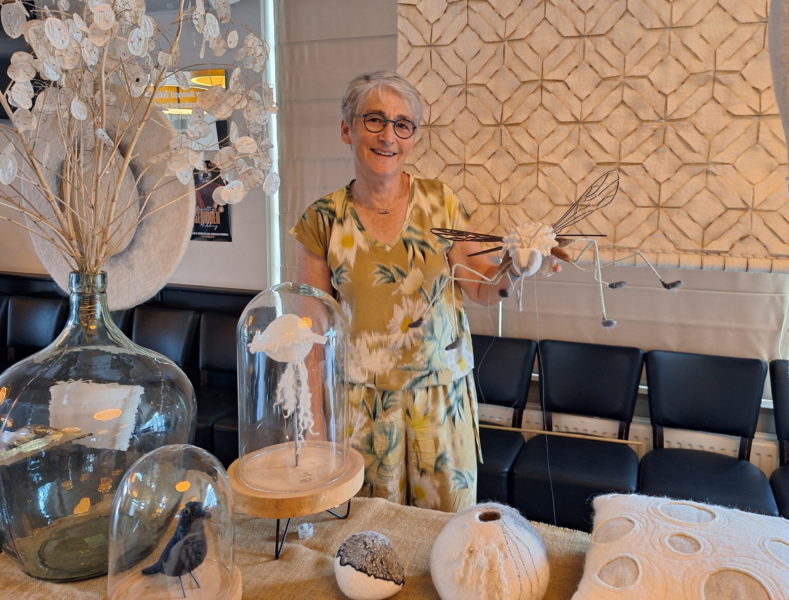 Enter uit de Kunst Ria Schuitemaker