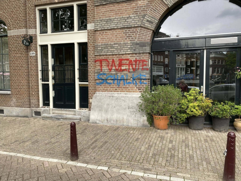 20250721 Enschede Jordaan ondergekliederd 07