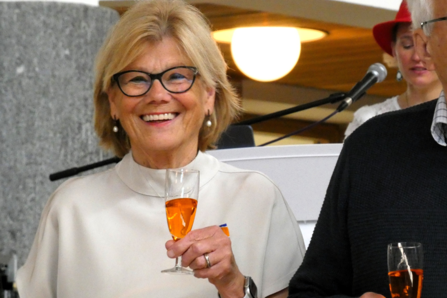 260424 lintjes 1 truus harink