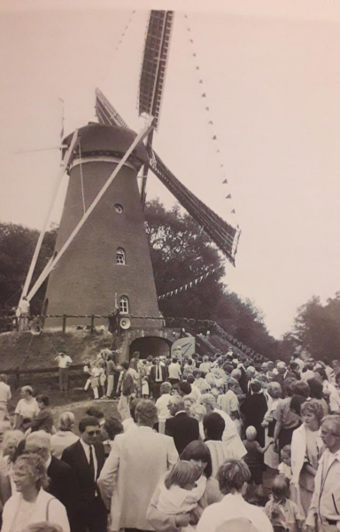 Lonneker Molen 10 restauratie klaar 1985